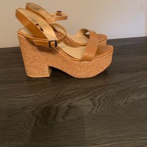 ZARA platforms
